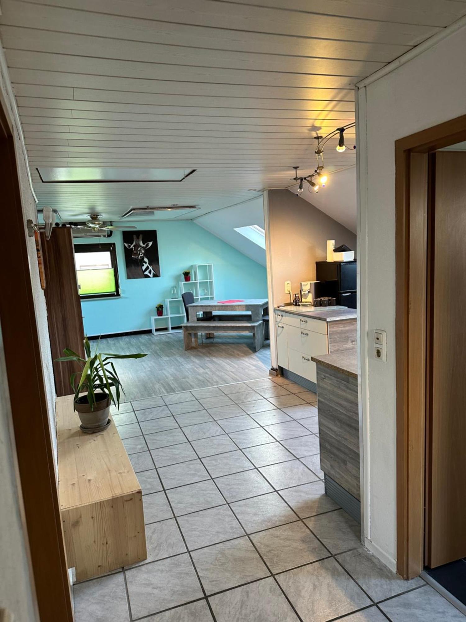 Monteurwohnung - Ferienwohnung Naehe Limburg An Der Lahn Flacht المظهر الخارجي الصورة