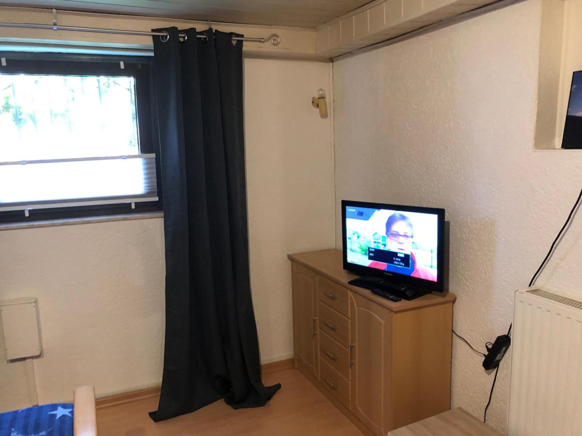Monteurwohnung - Ferienwohnung Naehe Limburg An Der Lahn Flacht الغرفة الصورة