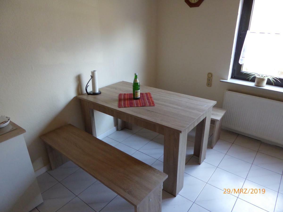 Monteurwohnung - Ferienwohnung Naehe Limburg An Der Lahn Flacht المظهر الخارجي الصورة