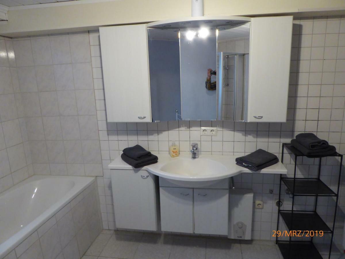 Monteurwohnung - Ferienwohnung Naehe Limburg An Der Lahn Flacht المظهر الخارجي الصورة