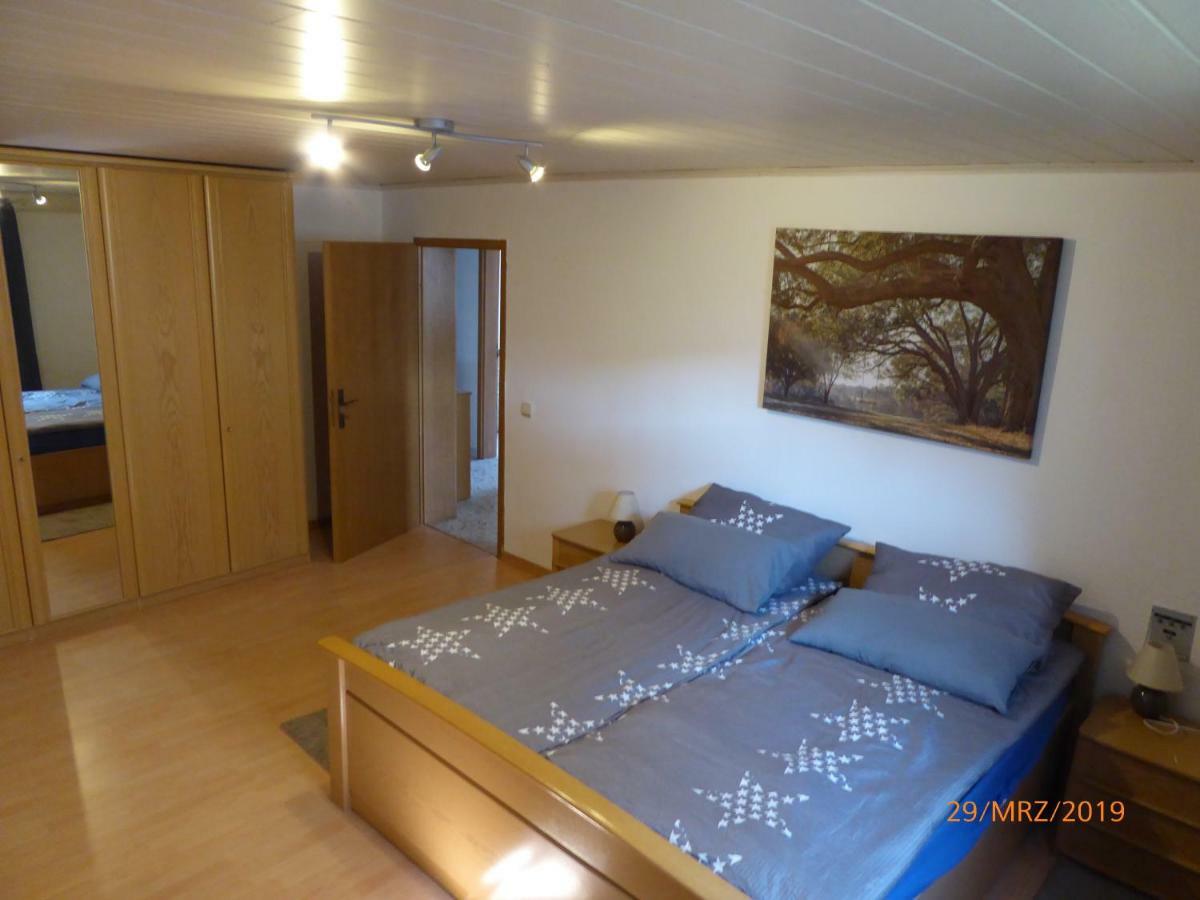 Monteurwohnung - Ferienwohnung Naehe Limburg An Der Lahn Flacht المظهر الخارجي الصورة