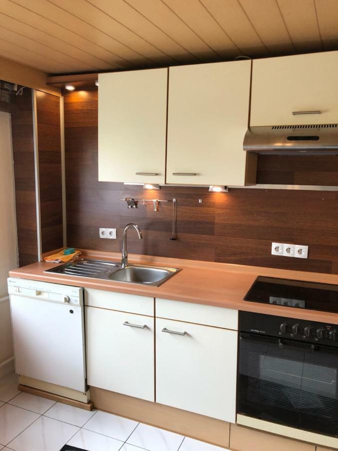 Monteurwohnung - Ferienwohnung Naehe Limburg An Der Lahn Flacht المظهر الخارجي الصورة